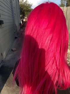 Hair Dye Ideas Bright, Pinky Pie Hair, Bright Red And Pink Hair, Hot Pink Dyed Hair, Pink Hair Inspiration, Wengie Hair