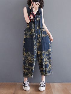 SkuCY-!115450MaterialDenim , >70%Cotton StyleOversize FeatureFloral Printed OccasionGoing out , Casual SeasonsSummer TypeOveralls ColorBLUESizeM,L,XL,2XL Please consult the size chart we provide for this item's measurements to help you decide which size to buy.Please note: There may be 1-3cm differ due to manual measurement.CMINCHWaistHipsThighLeg OpeningLengthM100116824285L104120844386XL1081248644872XL112128884588 Fall Overalls, Oversized Overalls, Womens Denim Overalls, Yellow Flower Print, Style Oversize, Character Making, Jeans Overall, Custom Hoodie, Overalls Women