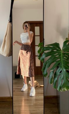 Fest Outfits, Long Skirt Outfits, Elegante Casual, Outfit Trends, Inspired Outfits, Date Outfits, Wide Pants, Casual Style Outfits