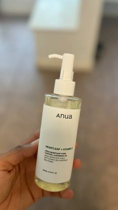 #anua #bestmakeupcleaner #oil #cleaner Anua Pore Control Cleansing Oil, Anua Products, Emma Aesthetic, Makeup Cleaner, Skincare Store