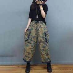 Baggy Military Bottoms With Pockets, Military Style Bottoms With Side Pockets For Fall, Fall Military Bottoms With Side Pockets, Military Bottoms With Side Pockets For Fall, Casual Camouflage Pants With Hip Pockets, Camouflage Bottoms With Multiple Pockets For Fall, Baggy Camouflage Trousers, Baggy Military Style Bottoms For Spring, Camouflage Baggy Trousers