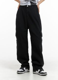 Black / M Baggy Cargo Pants With Cargo Pockets, Baggy Casual Cargo Pants With Pockets, Solid Straight Leg Cargo Pants For Streetwear, Streetwear Cargo Jeans For Fall Full Length, Fall Streetwear Full-length Cargo Jeans, Full Length Cargo Jeans For Streetwear In Fall, Casual Parachute Pants With Multiple Pockets For Streetwear, Black Work Pants With Pockets For Streetwear, Casual Black Cargo Pants With Patch Pockets