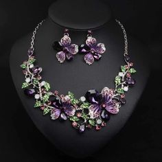 Whether you are the bride to be, or a bridesmaids, or the mother of the bride, this Bridal Jewelry is
perfect for just about anyone! Rhinestone Jewelry Set, Crystal Jewelry Sets, Fashion Jewelry Sets, Wedding Bridal Jewellery, Floral Necklace, Rhinestone Jewelry, Wedding Jewelry Sets, Bridal Jewelry Sets, Rhinestone Necklace