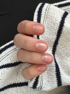 Nails 2024 Nude Short Nails, Short Natural Nails, Natural Nails Manicure, Short Nail Manicure, Pink Manicure, Nails Winter, Pretty Gel Nails, Design Nails, Shellac Nails