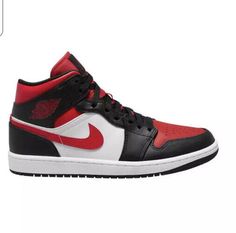 Mens Nike Air Jordan 1 Mid - 554724 079 - Black Fire Red White Bred Toe Size 14. Zapatillas Nike Air Force, Logo Wings, Red Wing Logo, Air Jordan 1 Mid White, Air Jordan 1 Mid Black, Jordan 1 Mid White, Air Jordan 1 Mid Gs, Original Air Jordans, Branding Elements