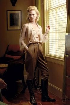 ...who wouldn't want a riding outfit like betty draper??? English Riding Boots, Tv Clothes, Riding Crop, Vintage Safari, Equestrian Aesthetic, Safari Chic