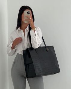 Classy Bags, Work Bags For Women, Work Outfit Inspiration, Casual Work Outfits Women, Zara Bag, Cute Work Outfits