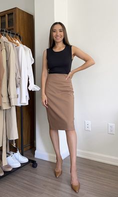 Packing for a Work Trip [8 Outfits in a Carry-On] - LIFE WITH JAZZ Business Outfit Ideas, Fall Business Outfits, Summer Business Outfits, Casual Office Fashion, Outfit Ideas For Black Women