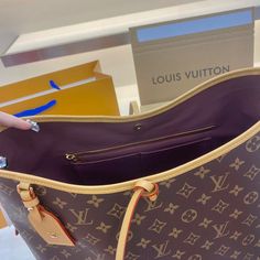 Luxury-Fashion-Fable - VL Bags - 15070  A+ Excellent Quality copies; Contact us if you've any questions in your mind. Crossbody Tote, Louis Vuitton Bags, Top Collection, New Instagram, Cute Bag, Crossbody Shoulder Bag, Fashion Games, Louis Vuitton Bag, Contact Us