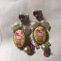 Hello Kitty X Tarina Tarantino Earrings Swarovski Crystal Earrings. Super Rare One Of A Kind! Jewelry Hello Kitty, Y2k Earrings, Hello Kitty Earrings, Hello Kitty Jewelry, Tarina Tarantino, Girly Pop, Hello Kitty Stuff, Kawaii Jewelry, Kitty Stuff