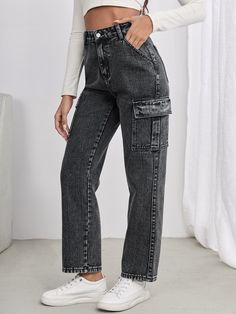 Charcoal Cargo Pants Outfit, Ladies Cargo Pants Outfit, Grey Cargo Jeans Outfit, Grey Cargo Pants Outfit Women, Charcoal Cargo Pants, Grey Cargo Pants Outfit