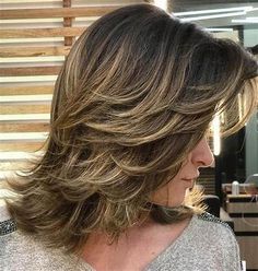 25+ medium feathered haircuts - TanushMaria Step Cut Hairstyle, Mid Length Layered Haircuts, Thick Hair Cuts, Medium Layered Haircuts, Midlength Haircuts, Shoulder Length Hair Cuts, Haircut For Thick Hair