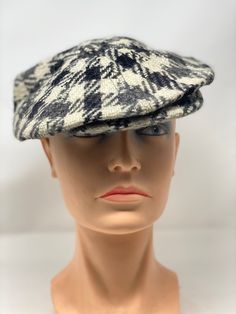 "Vintage Caps France offers you this pretty newsboy cap from one of the last productions of the Torpédo house in the 90s. Founded in 1887 Torpédo was the French ambassador of haute couture hats in the world. Handmade, 60% polyester/ 30% viscose/ 10% wool. Size 22\"44, new from the 1990s, never worn." Couture Hats, Vintage Cap, Newsboy Cap, The 90s, Made In France, Couture, France, Wool, Etsy Uk