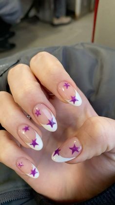 Oliva Rodrigo Nails Guts, Simple Olivia Rodrigo Nails, Purple Star Acrylic Nails, Olivia Rodrigo Nail Inspo Guts, Olivia Rodrigo Nails Ideas Guts, Olivia Rodrigo Nails, Star Nail Designs, Concert Nails, Hippie Nails