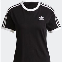 Adidas Tee Outfit Women, Adidas Shirt Women, Adidas Floral, Black And White Logos, Adidas Tee, Adidas Crop, Stripe Tee, Adidas Fashion, Adidas Shirt