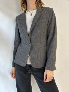 "- Vintage Chaus gray blazer jacket - Wool poly blend - Padded shoulders - Made in Hong Kong - Tagged 7/8 Chest: 18\" Waist: 16\" Length: 23\"" Career Blazer For Fall With Suit Collar, Career Blazer With Suit Collar For Fall, Winter Notch Lapel Sport Coat For Office, Notch Lapel Sport Coat For Office In Winter, Winter Office Wear Notch Lapel Sport Coat, Winter Office Wear Sport Coat With Single Button, Fall Single Button Sport Coat For Office, Gray Single Breasted Blazer For Winter, Gray Single-breasted Winter Blazer