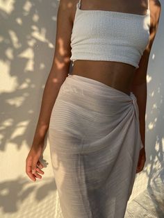 Chique Outfits, Mode Vintage, Looks Style, Seville, Spring Summer Outfits, Summer Looks, Beach Outfit, Spring Summer Fashion