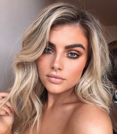 Wedding Makeup Downturned Eyes, Blonde Hair Smokey Eye, Cool Skin Tone Makeup Looks, Blonde Hair Brown Eyes, Smokey Eye For Brown Eyes, Cheryl Cole, Smink Inspiration, Natural Wedding Makeup, Makeup Wedding