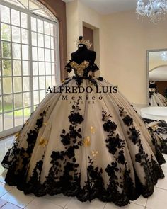 Gold Quince Dress, Champagne Quinceanera, Quinceanera Dresses Black, Champagne Quinceanera Dresses, Charro Quinceanera Dresses