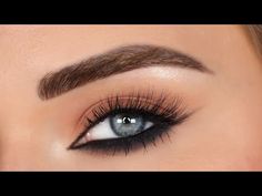 Black Eyeshadow Hooded Eyes, Reversed Eyeliner, Black Eyeliner Blue Eyes, Reverse Eyeliner Hooded Eyes, Black Smokey Eye For Hooded Eyes, Smokey Cat Eye Makeup Tutorial, Reverse Liner, Smoky Winged Liner Hooded Eyes, Reverse Cat Eye Hooded Eyes