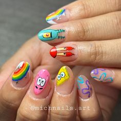 ▪︎☆𝕸𝖎𝖈𝖍 𝕹𝖆𝖎𝖑𝖘☆▪︎ | 💛 Bob Esponja 💚 Uñitas acrílicas con dibujitos bbs de Bob esponja 🐙 . . . . . . . . . . #nailsnailsnails #nailsartist #nailsartaddict… | Instagram Spongebob Gel Nails, All Acrylic Nails, Spongebob Almond Nails, Sponge Bob Nail Designs, Nickelodeon Nail Art, Doodle Bob Nails, Nail Themes Ideas Art Designs, Patrick Nails Spongebob, Bobby Jack Nails