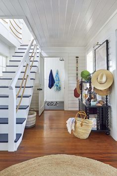 the entryway is clean and ready to be used as a storage area for hats