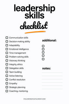 a checklist with the words,'best skills for successful leaders'in black and white