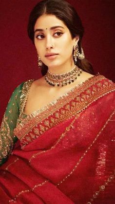 #simplemakeup#indianwear#saree#makeupforbrowneyes Indian Wedding Gowns, Easy Makeup, Red Saree, Designer Dresses Casual, Stylish Sarees, Stylish Dress Book