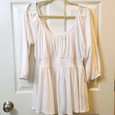 Torrid White Peasant Babydoll Blouse 1x 28"L Nwot White Peasant Top For Day Out, White Long Sleeve Smocked Peasant Top, White Smock Long Sleeve Peasant Top, White Bohemian Peasant Top With Smocked Bodice, White Long Sleeve Smock Peasant Top, White Peasant Top With Smocked Bodice For Day Out, White Smocked Bodice Peasant Top For Day Out, White Billowy Peasant Top For Summer, Summer White Billowy Peasant Top