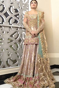 Love that elegant ethnic bridal gown. Hit follow for more wedding looks, and let me know below. Short Bridal Dress, Red Bridal Dress, Shadi Dresses, Bridal Lehenga Collection, Latest Bridal Dresses, Pakistani Wedding Outfits, Latest Fashion Dresses, Pakistani Fancy Dresses