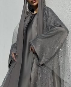 Latest Abaya, Abaya Designs Latest, Abaya Design, Modest Casual Outfits, Mode Turban, Mode Abaya, Fashion Muslim, Muslim Fashion Dress, Abaya Designs