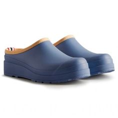 Hunter Clogs Stornaway Blue Original Play Clogs Summit Rise Peach Stripe Platform Waterproof Rain Clog Nwt Add A Little Fun To Your Style With The Oh-So-Versatile Hunter Original Play Clog. The Slip-On Clogs Are Constructed From A Durable Rubber Upper With A Soft Textile Lining And An Open Heel, Perfect For Styling With Playful Socks Or On Its Own. New In Box. Never Worn Or Tried On. ** Hunter Clogs Run Large (I Personally Size Down). Please Know Your Size. Sizing On Box: Euro 40 / 41 = Us 9 Eur Sporty Blue Clogs With Cushioned Footbed, Sporty Blue Slip-on Clogs, Comfortable Blue Clogs With Rubber Sole, Hunter Clogs, Hunter Shoes, Open Toed Heels, Women Hunters, Soft Textiles, Mule Clogs