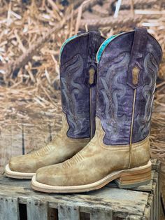 This Corral Women's Western Boot features a beautiful sand colored vamp that pairs perfectly with the purple leather!  Embroidery detail Cushioned leather insole Leather outsole Single stitch welt Square toe 1.5" heel 12" Shaft 13" Calf Circumference ﻿Measurements for this boot were taken from a size 6M. Please note th Square Toe Cowgirl Boots, Cowgirl Boots Square Toed, Cute Cowgirl Boots, Embroidery Square, Purple Embroidery, Square Toe Western Boots, Leather Embroidery, Western Store, Future Clothes