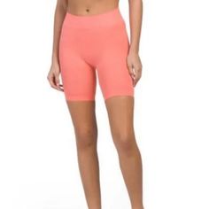 Nwt Free People Posh Coral Pink Seamless Biker Shorts Bike Spandex Shorts. Size Xs/Small. Please Ask All Questions Prior To Purchasing So There Is No Confusion! Make Me An Offer Inv 5074 Pink Biker Shorts, Hatch Maternity, Free People Set, Small Shorts, Raspberry Color, Free People Shorts, Spandex Shorts, Fp Movement, Tennis Skirt