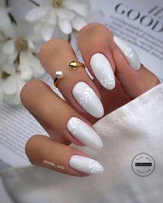 Subtle Nails, Bride Nails, White Nail, Oval Nails, Neutral Nails, Bridal Nails, Elegant Nails, Chic Nails