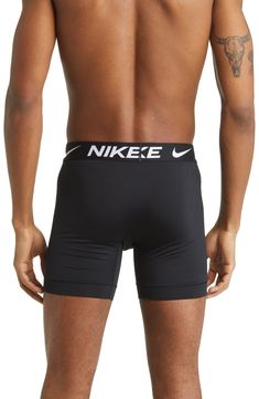 Soft, stretchy and all-day comfortable, these smooth microfiber boxer briefs make a great choice for work, workouts and lazy weekends. Pack of three boxer briefs Pouch front Flat seams 92% recycled polyester, 8% elastane Machine wash, tumble dry Imported Nike Stretch Training Boxer Briefs, Nike Sporty Boxer Briefs For Gym, Sports Multi-pack Boxer Briefs, Nike Multi-pack Boxer Briefs For Gym, Nike Multi-pack Boxer Briefs For Training, Nike Training Boxer Briefs Multi-pack, Nike Training Multi-pack Boxer Briefs, Sweat Resistant Black Boxer Briefs For Sports Events, Black Moisture-wicking Boxer Briefs For Sports