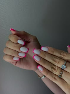 Red Shellac Nails, Short Classy Nails, Sophisticated Nails, Natural Nails Manicure, Popular Nail Colors, Minimal Makeup Look, Look Rich