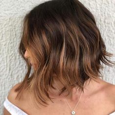 Corte Chanel, Penteado Cabelo Curto, Long Bob, How To Make Hair, How To Do Yoga, Teeth Whitening, Healthy Weight, New Hair, Yoga Poses