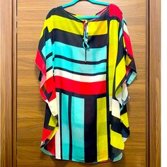 Nwt Light Fabric, Kaftan/ Cover Up By Lenny Niemeyer Colorful V-neck Blouse For The Beach, Vibrant Multicolor Print Beach Blouse, Colorful Beach Blouse With Vibrant Print, Multicolor Summer Blouse For Party, Colorful Vibrant Print Beach Blouse, Vibrant V-neck Blouse For Beach, Multicolor Summer Party Blouse, Summer Multicolor Party Blouse, Vibrant Green Blouse For Vacation