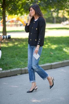 Emmanuelle Alt Style, Emmanuelle Alt, Milan Fashion Week Street Style, Style Casual Chic, Milan Street Style, Milano Fashion Week, Couture Week, Fashion Color