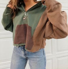 Earth Tone Hoodie, Clothing Rework Ideas, Diy Hoodie Refashion, Earth Tone Style, Diy Sweatshirt Refashion, Vintage Outfit Ideas, Reworked Hoodie, Hoodie Upcycle, Reworked Clothes