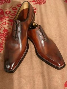 Brown Leather Shoes For Party, Brown Lace-up Oxfords For Party, Brown Leather Dress Shoes For Party, Classic Brown Oxfords For Party, Lace-up Leather Dress Shoes For Party, Leather Lace-up Dress Shoes For Party, Party Dress Shoes With Leather Sole And Plain Toe, Brown Leather Shoes With Leather Sole For Party, Plain Toe Dress Shoes With Leather Sole For Party