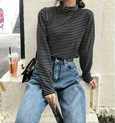 Crop Top Mujer, Black Flared Jeans, Vintage Long Dress, White Flares, T Shirt Crop Top, Lined Jeans, Striped Turtleneck, Long Dress Casual, Summer Blouses