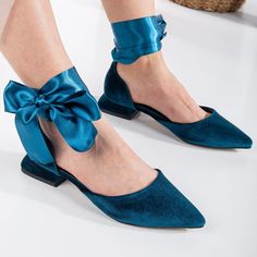 Welcome to Belle Wedding Shoes, your destination for exquisite Teal Blue Velvet Wedding Flats that effortlessly blend style and comfort. * With a beautiful closed-toe front and a delicate ankle strap, these teal blue velvet flats effortlessly blend sophistication with a touch of simplicity. The 0.6-inch (approximately 1.5 cm) wedding flats comfort your stature, granting you an air of regal poise as you start dancing. * Handcrafted from teal blue velvet, these teal blue bridal flats are here to w Luxury Blue Plain Toe Lace-up Shoes, Luxury Blue Slip-on Flats, Cheap Blue Flats For Spring, Luxury Blue Flats For Women, Chic Luxury Blue Flats, Blue Bridal Shoes Ballet Flats, Bridal Shoes Flats Dusty Blue, Royal Blue Shoes Flats, Ribbon Flats