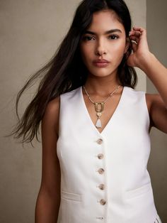 Lido Wool Vest | Banana Republic Jewelry Shapes, Desert Oasis, Vest Women, Wool Vest, White Sleeveless, Sewing Inspiration, Skirt Outfits, Cream White, Womens Vest