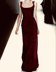 Deep Winter Prom Dress, Long Elegant Dresses Prom, Vevet Dresses, Winter Long Dress Elegant, Runway Dresses Aesthetic, Aesthetic Red Carpet Dress, Dark Red Evening Dress, Reformation Prom Dress, Gala Dresses Aesthetic