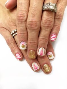 Red Pink Christmas Nails, Pink Nutcracker Nails, Christmas Nails Pink Short, Pink And Red Nails Christmas, Pink And Gold Christmas Nails, Nutcracker Nails Designs, Nails Christmas Pink, Pink Candy Cane Nails, Hot Pink Christmas Nails