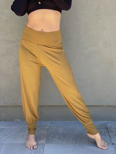 Our jersey jogger style sweat pants are so comfy you won't want to take them off. Ideal for layering, they're stretchy and have a loose relaxed fit. The waistband can be worn up or down depending on how it feels best. Perfect for travel, yoga or just lounging at home. Style Sweatpants, Home Colors, Balloon Pants, Fashion Joggers, Joggers Womens, Loose Tops, Sweat Pants, Draped Fabric, Dresses With Leggings