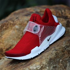 White Nike Socks, Nike Roshe Run, Fitness Apparel, Red Nike, Nike Roshe, Casual Sport Shoes, Puma Fierce Sneaker, Nike Huarache