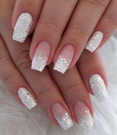 Blush Pink Nails, Nails Bridesmaid, Unghie Sfumate, White And Silver Nails, Wedding Nails Glitter, White Glitter Nails, Wedding Nails Design, Bride Nails, Nails Almond